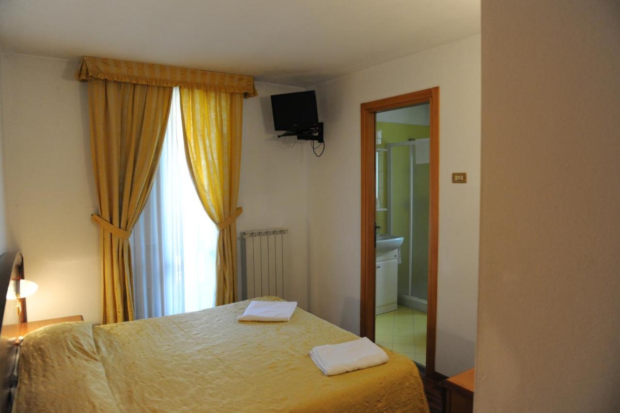 Hotel Posta Априка Экстерьер фото